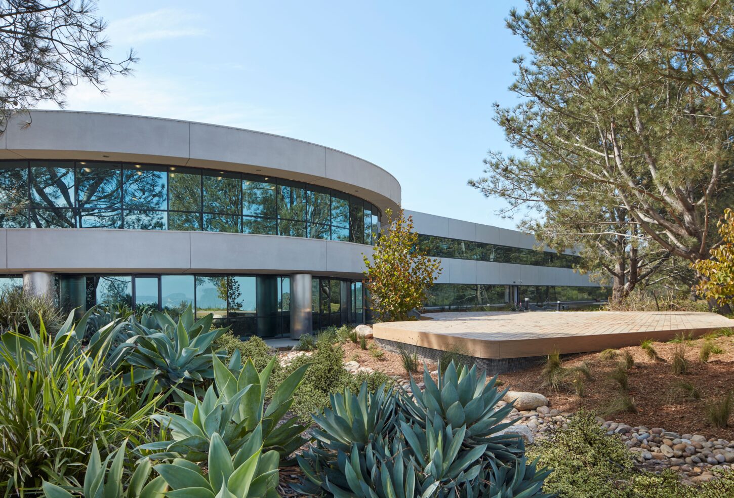 https://www.pmainc.com/wp-content/uploads/2024/11/Healthpeak-Torrey-Pines_6785-reduced-1450x984.jpg