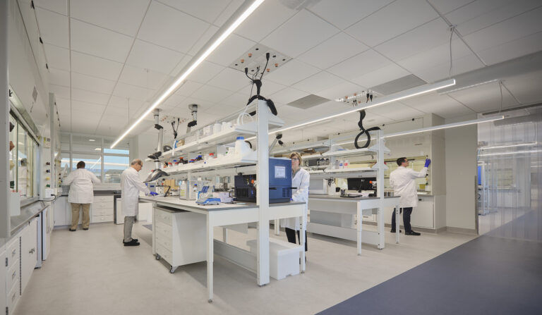 Advancing Materials Science with AI: The MDRI Lab in Skokie 